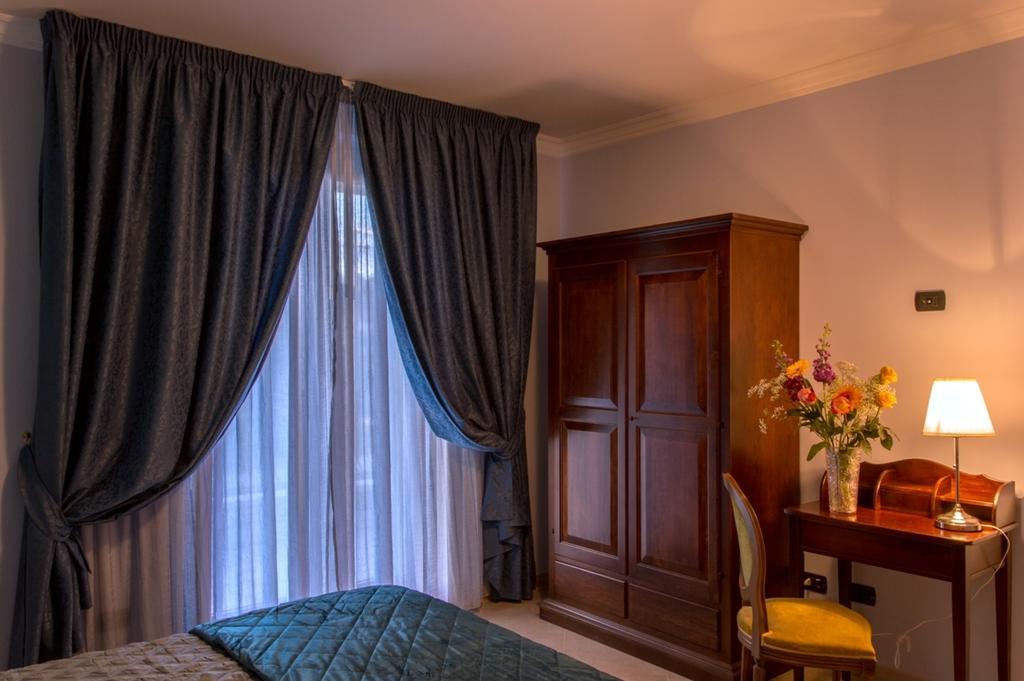 סן ג'מיני Bed And Breakfast Ocare חדר תמונה